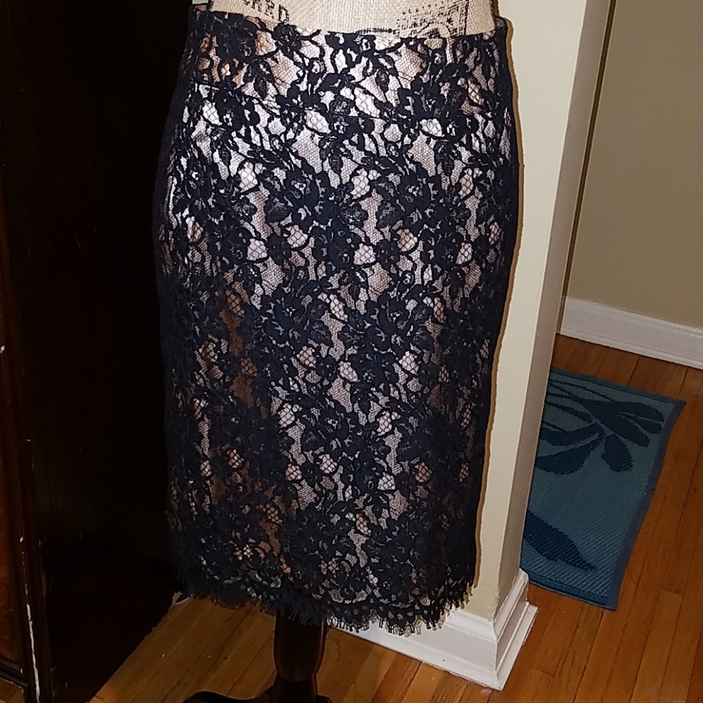 6P Gorgeous Black and Pink Skirt